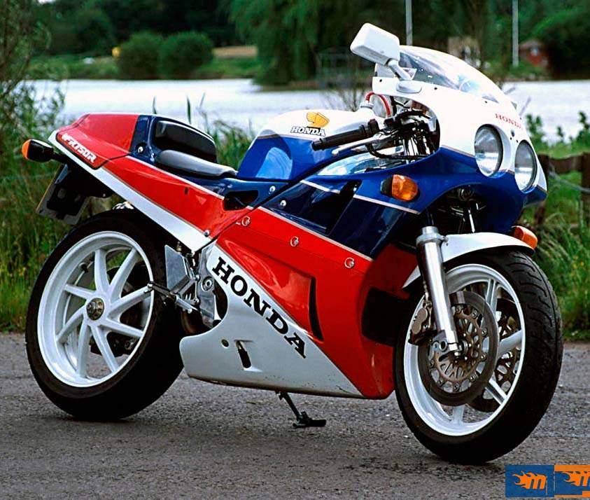 1990 Honda VFR 750R RC30